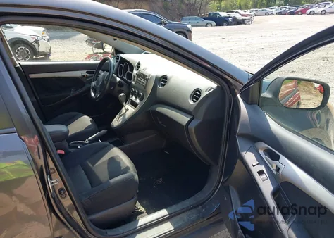 2010 Pontiac Vibe из США, поврежденный, VIN 5Y2SP6E82AZ404761